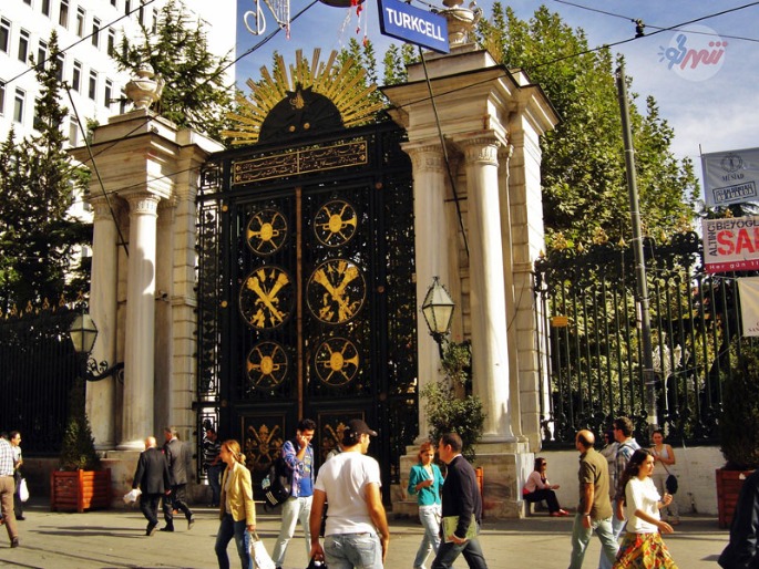  میدان گالاتاسرای استانبول