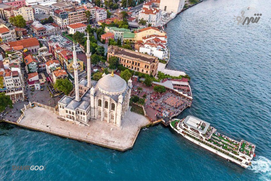  İstanbul'daki Ortaköy Camii