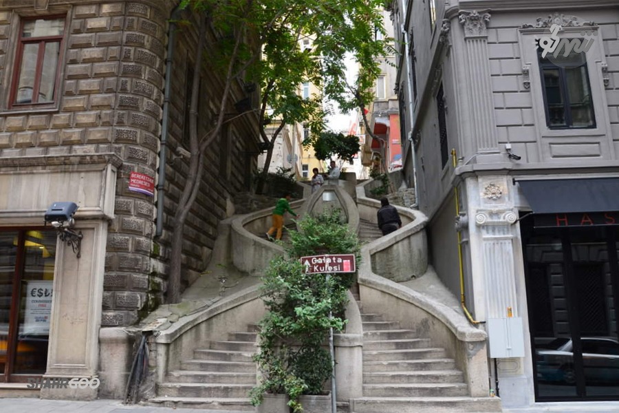 Kamondo İstanbul Merdivenleri