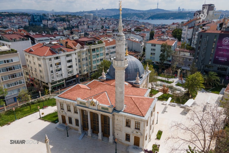 Tsveikieh Camii, İstanbul