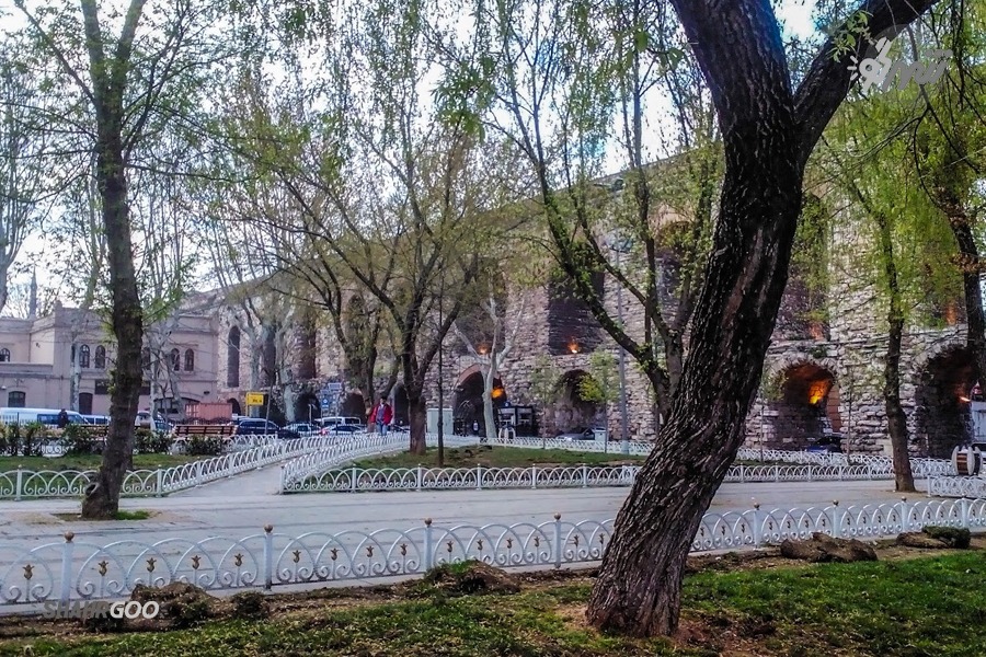 The Aqueduct of Valens